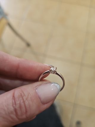 Anillo de pedida 0.20 quilates oro blanco