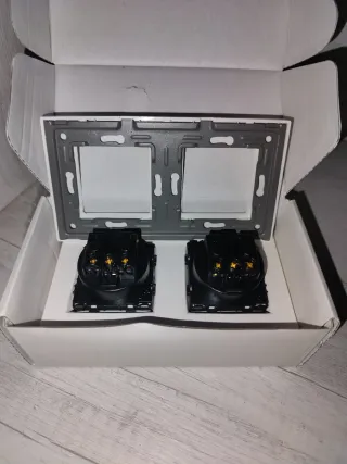 Enchufe Doble Blanco