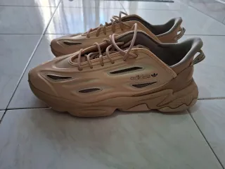 Scarpe Adidas uomo beige