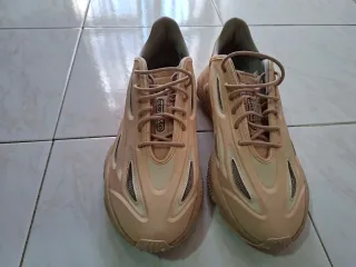 Scarpe Adidas uomo beige