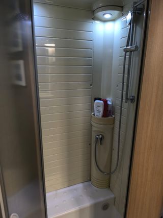 Autocaravana  Burstner aviano  2013