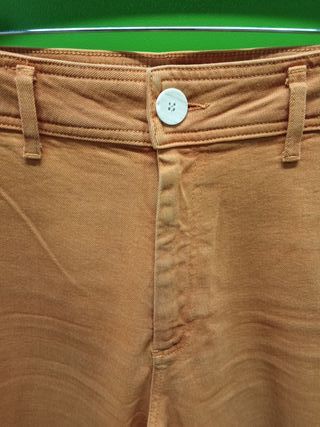 Pantalón vaquero naranja mujer