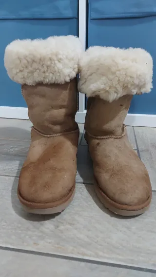 Stivali UGG classici beige/marrone