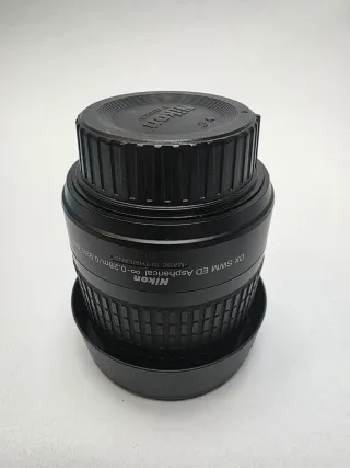 Nikon AF-S DX NIKKOR 18-55mm