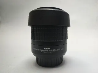 Nikon AF-S DX NIKKOR 18-55mm