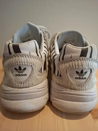 Zapatillas Adidas Cebra Talla 39 1/3