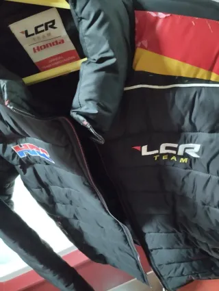 Chaqueta LCR Honda plumas invierno oficial