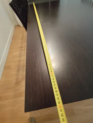 Mesa extensible y 4 sillas comedor