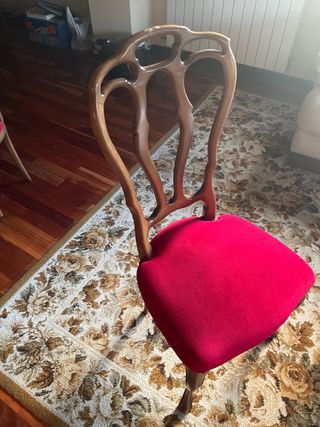 Sillas de comedor de madera y tela