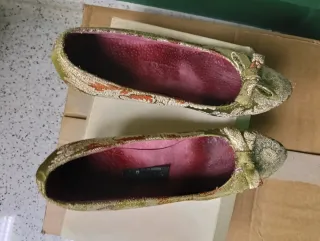 Traje de Fallera con zapatos. Para 16 años aproxim