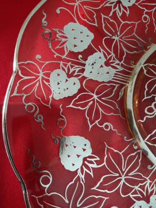 Piatto centrotavola con argento sovrapposto