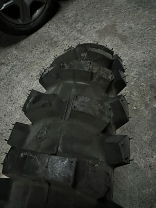 Neumático Enduro Metzeler 110/100-18 64M MC360