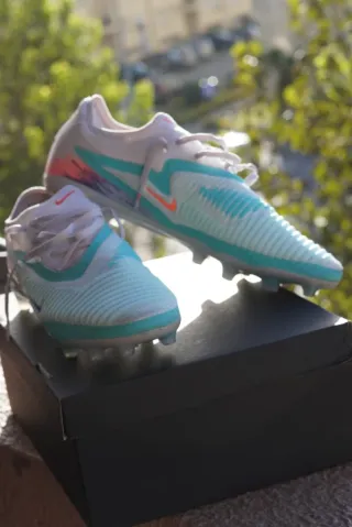 Nike Phantom 6 Low Elite AG (Relva Sintética)