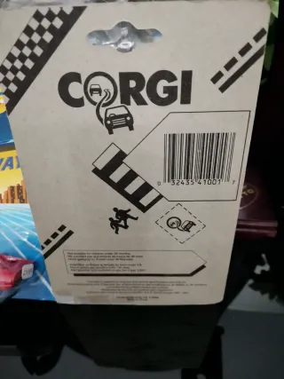 Lotto 2 modellini Corgi Freeway
