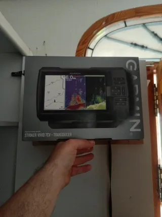 Kayak Ocean Kayak con motor y sonda