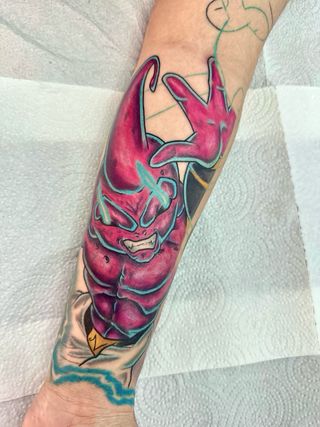 anime tattoo color y blanco y negro