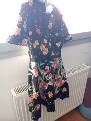Vestido Zara bordado flores y encajes