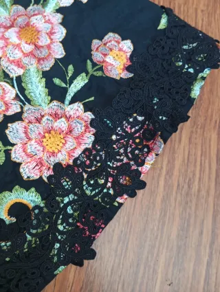 Vestido Zara bordado flores y encajes