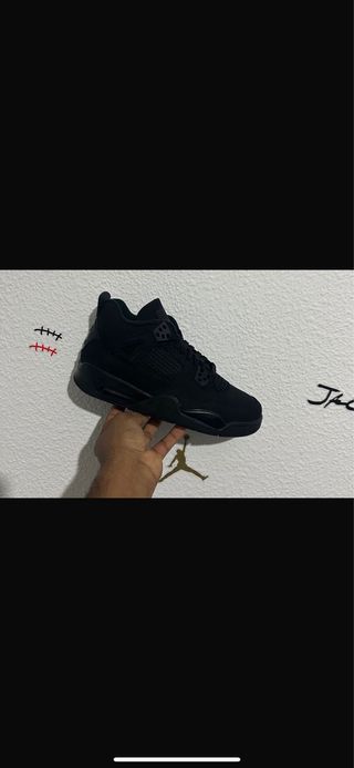 Air Jordan 4 Black Cat