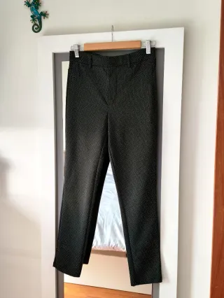 Pantalón negro chino mujer T. 36 gris