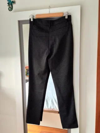 Pantalón negro chino mujer T. 36 gris