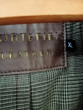 Abrigo Piel Señora Diseño Juvenil