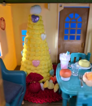 Christmas Cosy Cottage Sylvanian Families