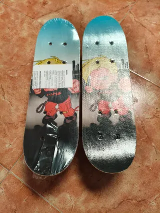 Monopatín skate pequeño para niños