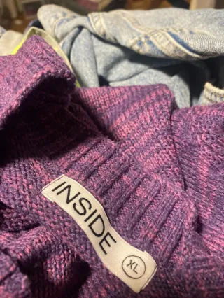 Jersey de punto morado y rosa