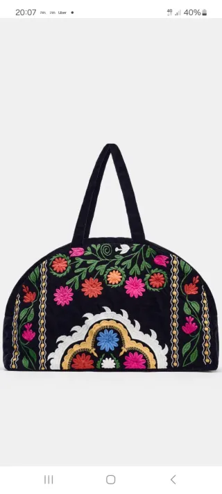 Bolso Zara Terciopelo Negro Bordado Flores