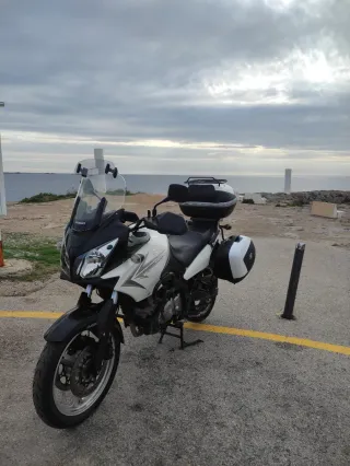 Suzuki V-Strom 650 (2009) 46.000km