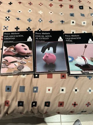 Pan, educación, libertad (Andanzas) (Spanish Ed...