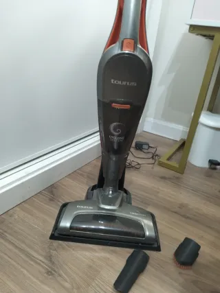 Aspiradora Taurus Unlimited 25.6 Lithium