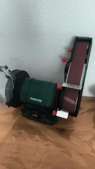 Piedra de esmeril y banda Parkside