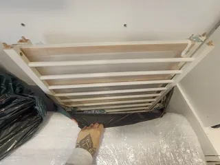 Cuna blanca para bebé