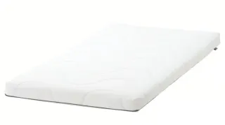 Cuna blanca para bebé