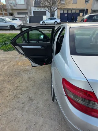 Mercedes-Benz Clase C 2010