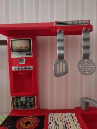 Cocina infantil de juguete