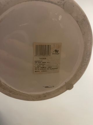 Jarrón Arte Regal blanco y plateado