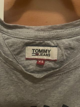 Camiseta Tommy Hilfiger Gris