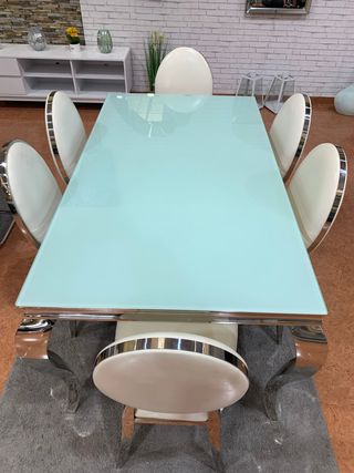 Mesa moderna con 6 sillas