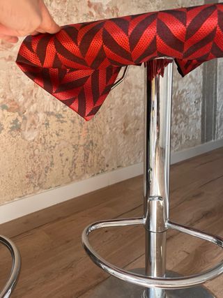 2 Taburetes Extensibles Bar Rojo/Plata.