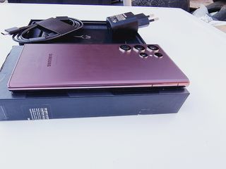 Samsung Galaxy S22 Ultra Viola