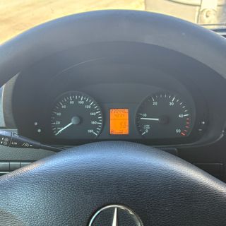 Mercedes-Benz Sprinter 2011