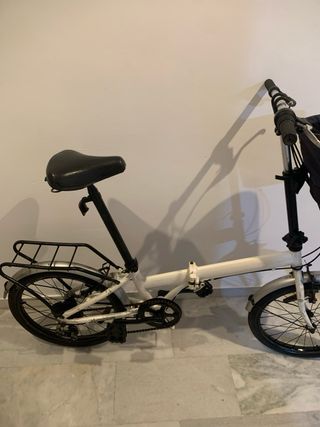 Bicicleta plegable con cesta