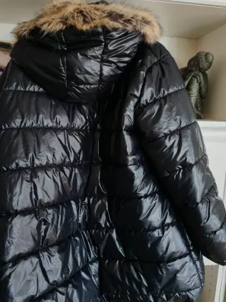 Parka acolchada capucha desmontable a estrenar