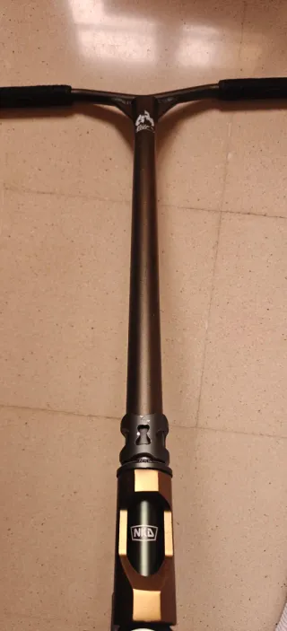 Monopattino NKD professionale per trucchi