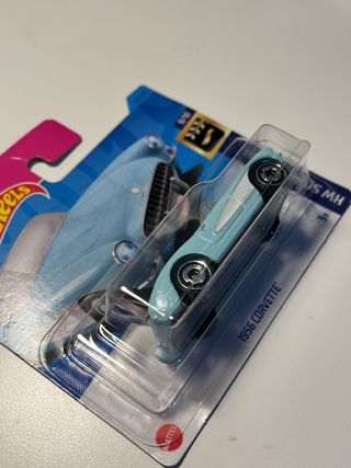 HOT WHEELS BARBIE SIN ABRIR