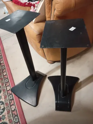 Coppia supporti per casse