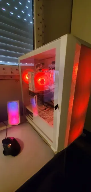 PC Gaming Blanco Completo